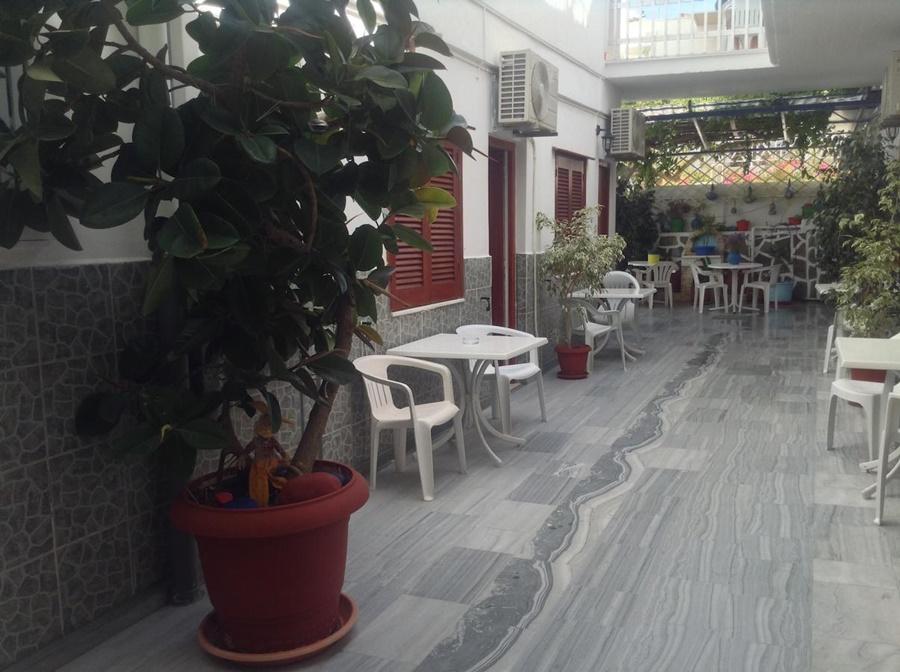 Eleftheria Hotel Agia Marina Exterior foto